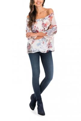 CAMISETA SALSA FLORAL DE HOMBROS AL AIRE