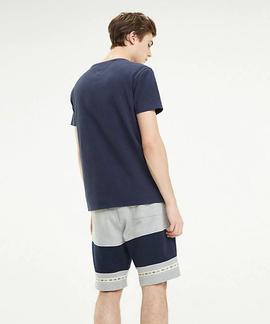 TJM TOMMY BADGE TEE REGULAR FIT BLACK IRIS