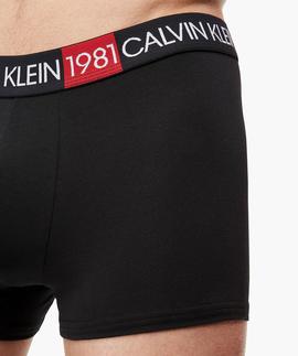 TRUNK 1981 001 BLACK