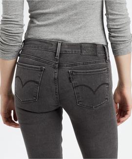 710 INNOVATION SUPER SKINNY FIT WORD ON THE STREET