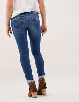 WONDER PUSH UP SKINNY FIT CON RIBETE DE ECOPIEL