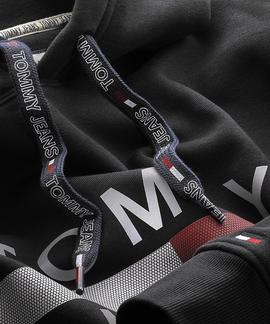 TJM REFLECTIVE FLAG HOODIE TOMMY BLACK