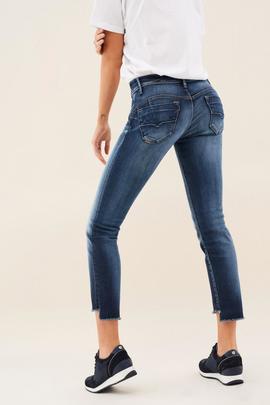 WONDER CAPRI PUSH UP SKINNY FIT PREMIUM WASH EN DENIM AZUL