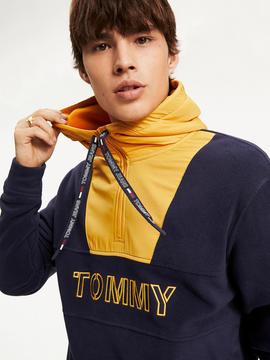 TJM TOMMY LOGO ZIP HOODIE BLACK IRIS / GOLDEN GLOW