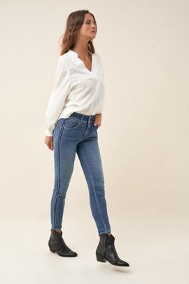 SECRET CAPRI SKINNY FIT HIGH RISE CON BANDA LATERAL