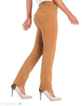 SECRET SLIM FIT CARAMELO