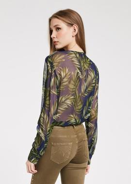 BLUSA GEORGETTE CON ESTAMPADO TROPICAL