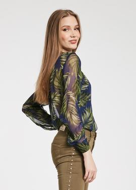 BLUSA GEORGETTE CON ESTAMPADO TROPICAL