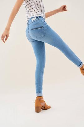 SECRET SKINNY FIT EN DENIM AZUL CON RAYAS