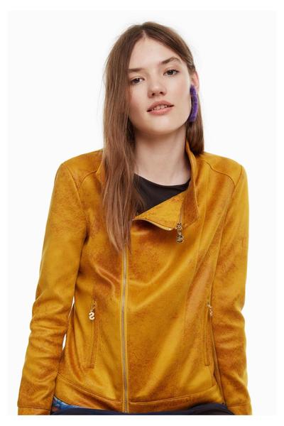 Gallery a01015 1