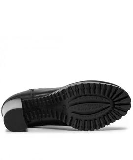 BOTINES TOMMY PIN LOGO HEELED CHELSEA BLACK