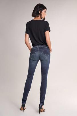 WONDER PUSH UP SKINNY FIT EN DENIM AZUL CON TACHUELAS