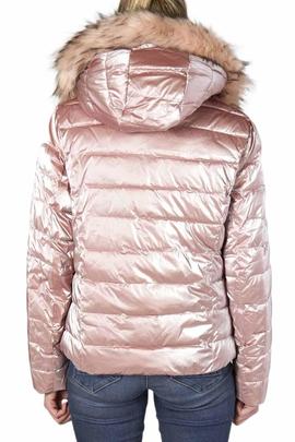 CHAQUETA PLUMAS ROSA METALIZADA CON CAPUCHA