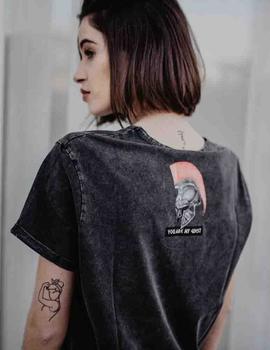 CAMISETA UNISEX CLEOPATRA NEGRA DEGRADE