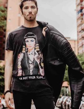 CAMISETA UNISEX CLEOPATRA NEGRA DEGRADE