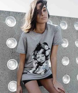 CAMISETA UNISEX SOPHIA LOREN GRIS DEGRADE