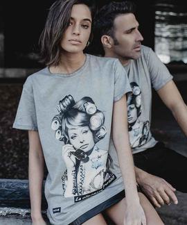 CAMISETA UNISEX SOPHIA LOREN GRIS DEGRADE