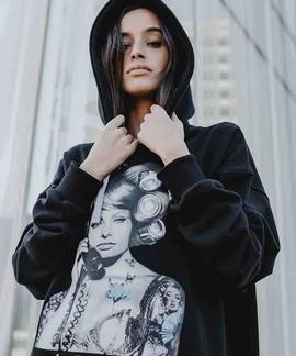 SUDADERA UNISEX SOFHIA LOREN NEGRA