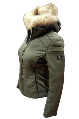 CHAQUETA DE MUJER ACOLCHADA SOFTSHELL VERDE KAKI