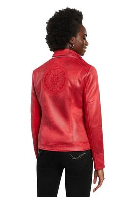 CHAQ_CARNABY STREET CARMINE