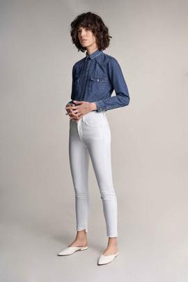 SECRET GLAMOUR CAPRI SKINNY FIT HIGH RISE EN DENIM BLANCO