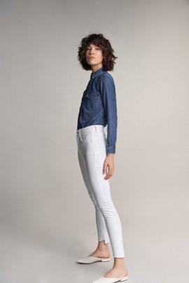 SECRET GLAMOUR CAPRI SKINNY FIT HIGH RISE EN DENIM BLANCO