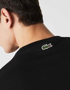 CAMISETA LACOSTE NEGRA CON LOGO CRAQUELADO