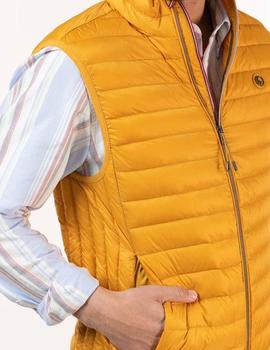 CHALECO PLUMAS AMARILLO