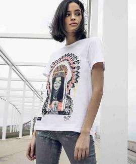 CAMISETA UNISEX PEPA FLORES INDIA BLANCA