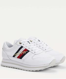 TH SIGNATURE RUNNER SNEAKER WHITE