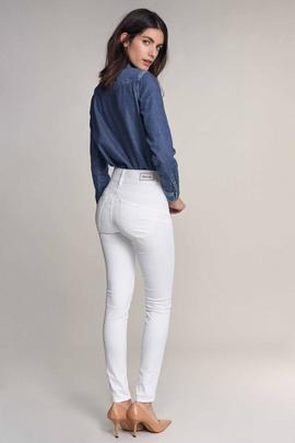 PANTALÓN VAQUERO SECRET SKINNY FIT HIGH RISE PUSH IN BLANCO
