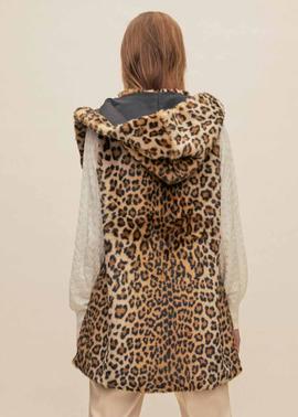 CHALECO LARGO ANIMAL PRINT CON CAPUCHA