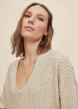 JERSEY CUELLO PICO BEIGE CON TACHAS DORADAS