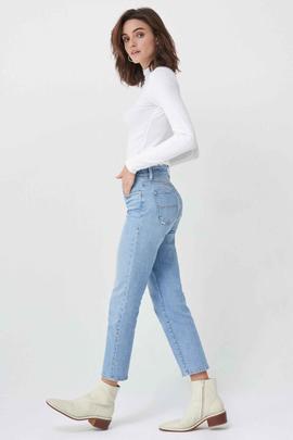 PANTALÓN VAQUERO TRUE CROPPED FIT CLARO