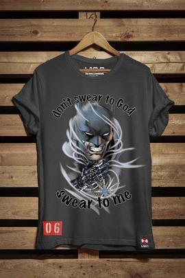 CAMISETA DE HOMBRE GOD NEGRA