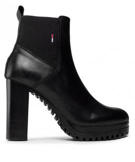 ESSENTIALS HIGH HELL BOOT BLACK