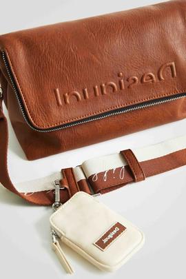 BOLSO HALF LOGO VENECIA CAMEL