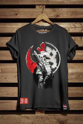 CAMISETA DE HOMBRE BORN TO KILL NEGRA