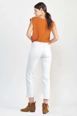 PANTALÓN VAQUERO PRICILIA CROPPED FIT BLANCO CON GATEADOS