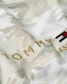 CAMISETA CAMUFLAJE CON LOGO TOMMY BEIGE