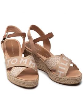 SANDALIAS DE CUÑA BAJA TOMMY WEBBING NUDE