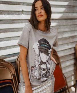 CAMISETA UNISEX PEPA FLORES GRIS FADE OUT