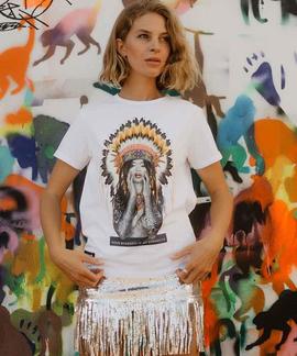 CAMISETA UNISEX NAOMI INDIA BLANCA