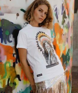 CAMISETA UNISEX NAOMI INDIA BLANCA