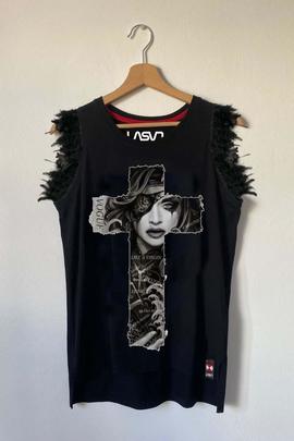 CAMISETA DE MUJER OVERSIZE AIR VOGUE NEGRA