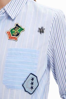 CAMISA LIAN DE RAYAS CON PARCHES COLLEGE