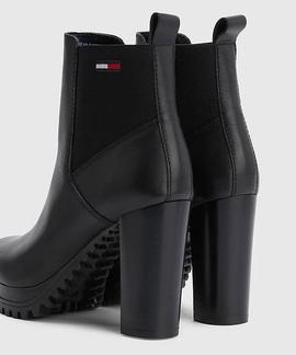 BOTÍN ESSENTIALS HIGH HEEL BOOT NEGRO