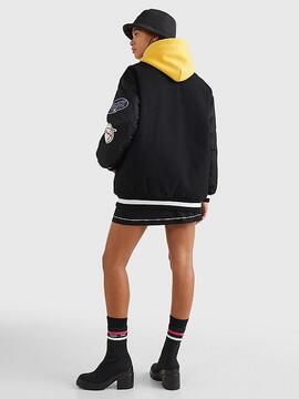 CHAQUETA UNIVERSITARIA ACOLCHADA OVERSIZE LETTER NEGRA