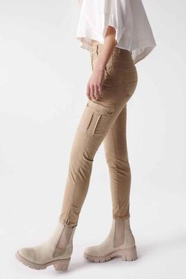 PANTALÓN CARGO PUSH IN GLAMOUR BEIGE