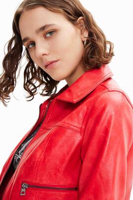 CHAQUETA RETRO DALLAS ECOPIEL ROJA